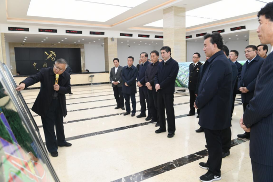 省委書記王建軍、省長(zhǎng)劉寧視察曹家堡保稅物流園運(yùn)營(yíng)情況