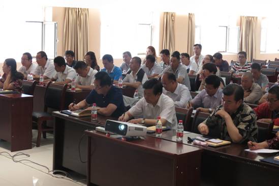 加強業(yè)務(wù)培訓(xùn)，提升工作能力